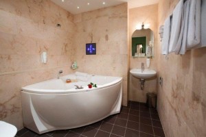 bathroom with jacuzzi